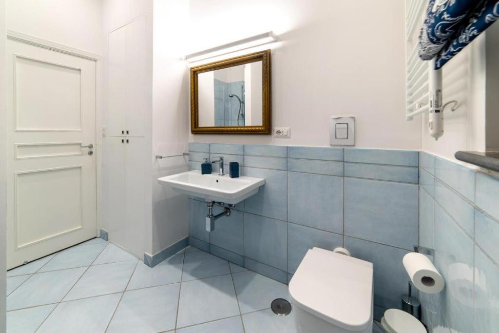 Suitesettepesciolini - Case Vacanze Nemo E Dory Salerno Exteriör bild